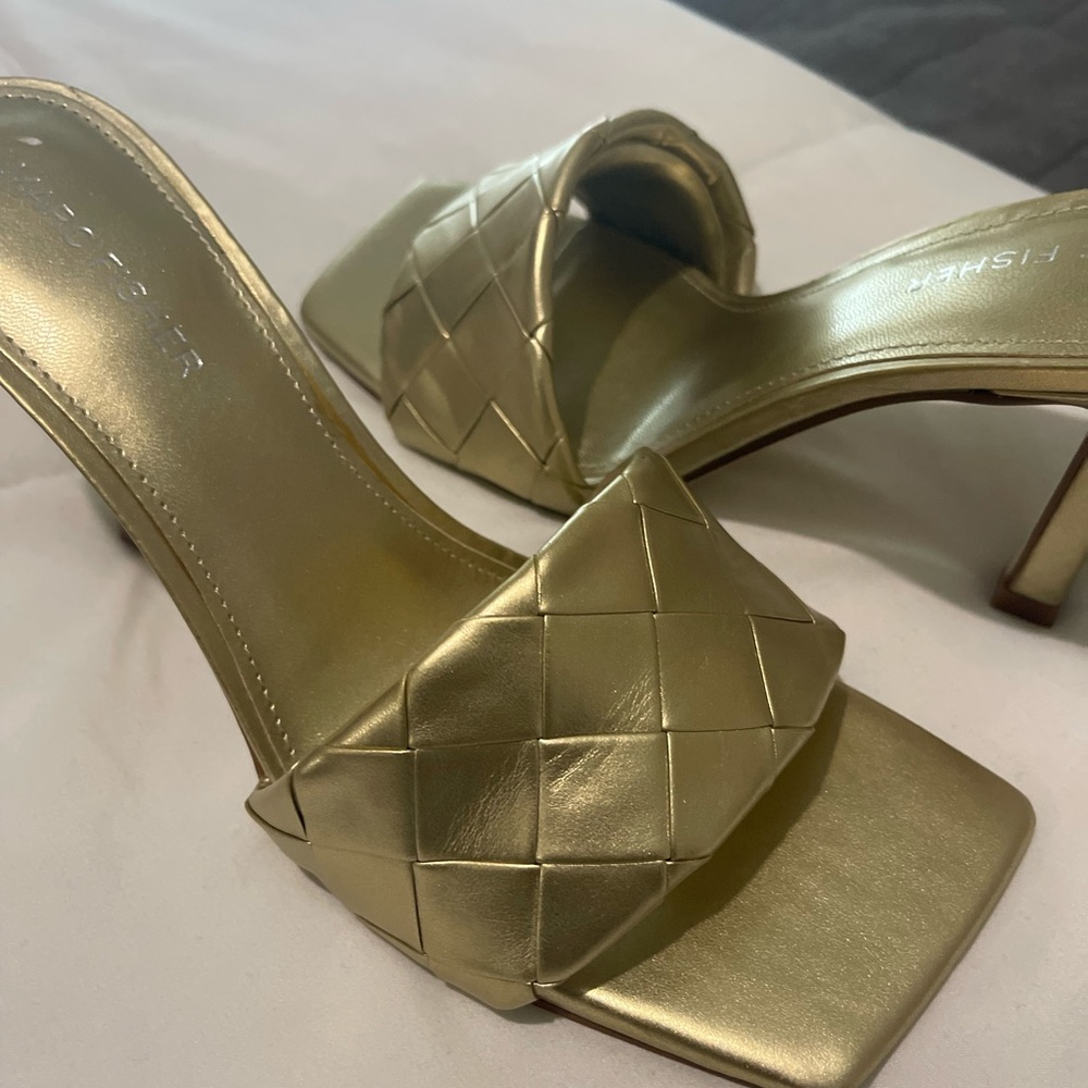 Marc Fisher heels